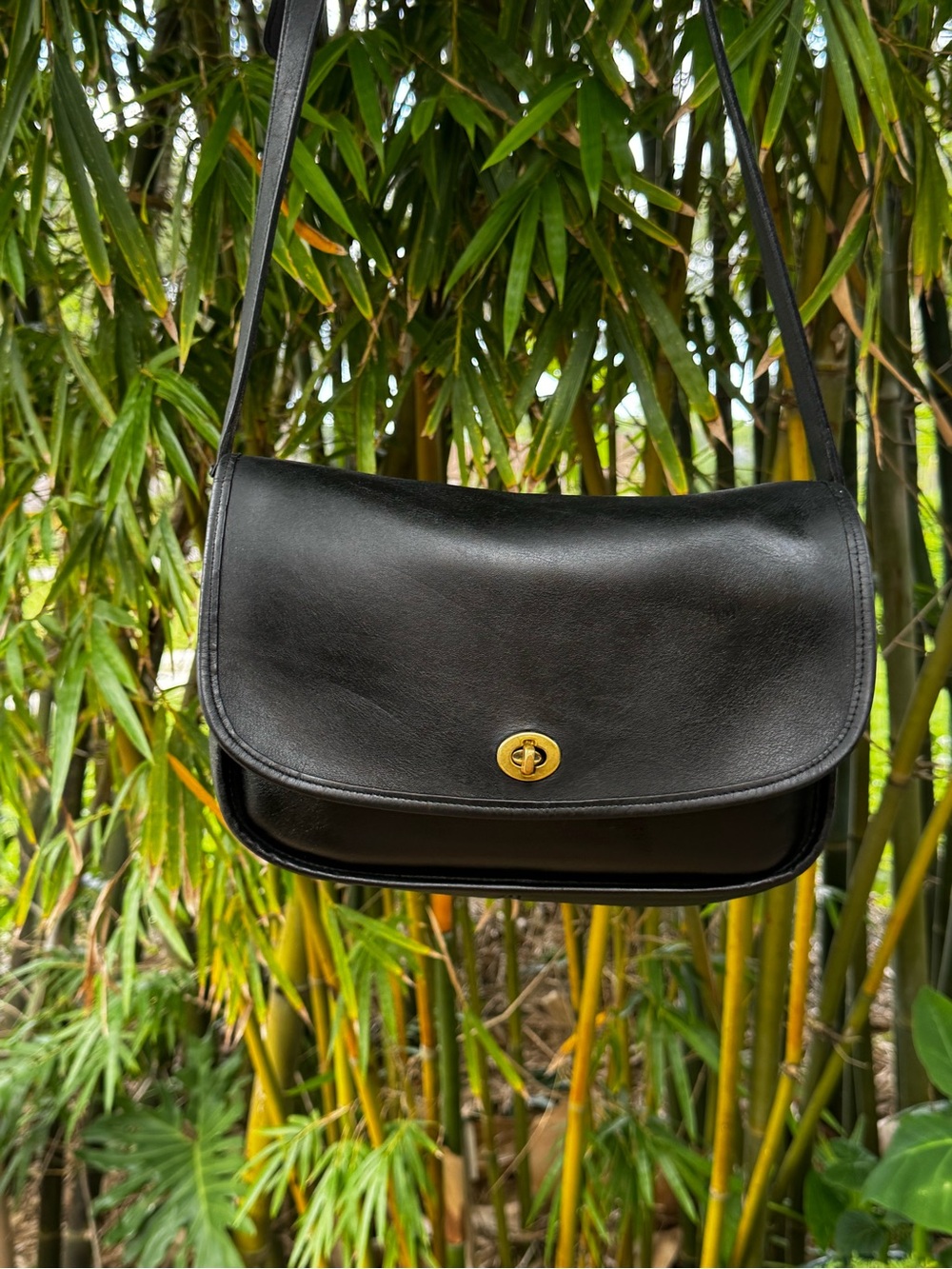 1990s Vintage Coach Black Leather Shoulder Bag Unique serial #